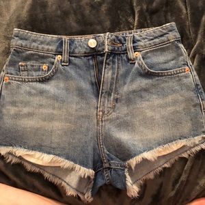 H&M high waisted jean shorts